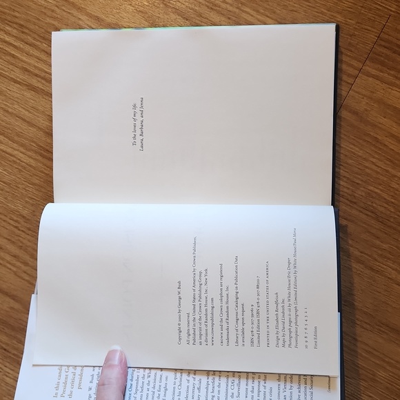 Set of George and Laura Bush Books - Picture 4 of 12
